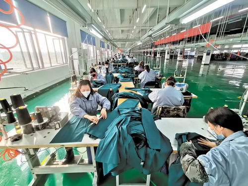 抗疫 他們 跨界 生產(chǎn)防疫物資,開辟了為生命護(hù)航的另一個(gè)戰(zhàn)場(chǎng)